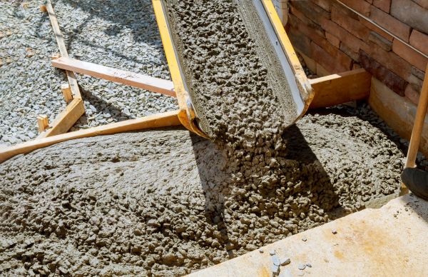 Cement Walkway Pouring in Fort Pierce